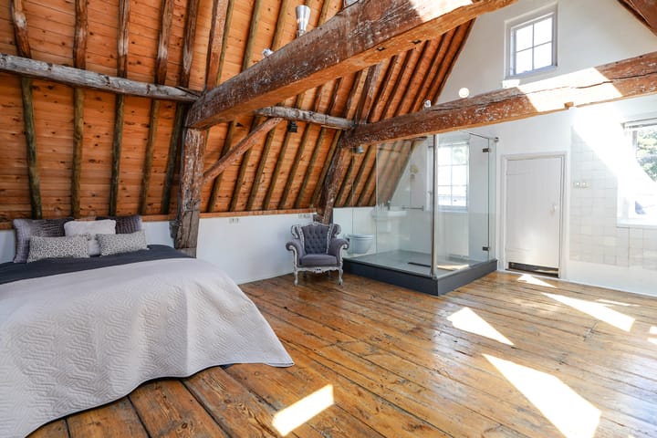 Photo 42 of Nieuwe Rijn 17