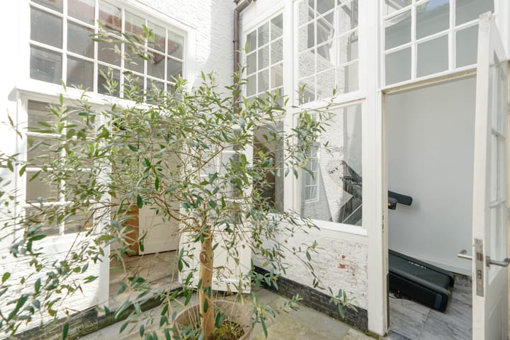 Photo 45 of Nieuwe Rijn 17