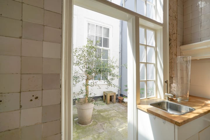 Photo 47 of Nieuwe Rijn 17