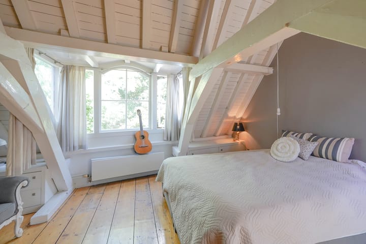 Photo 61 of Nieuwe Rijn 17