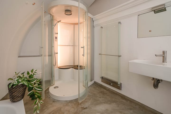 Photo 64 of Nieuwe Rijn 17