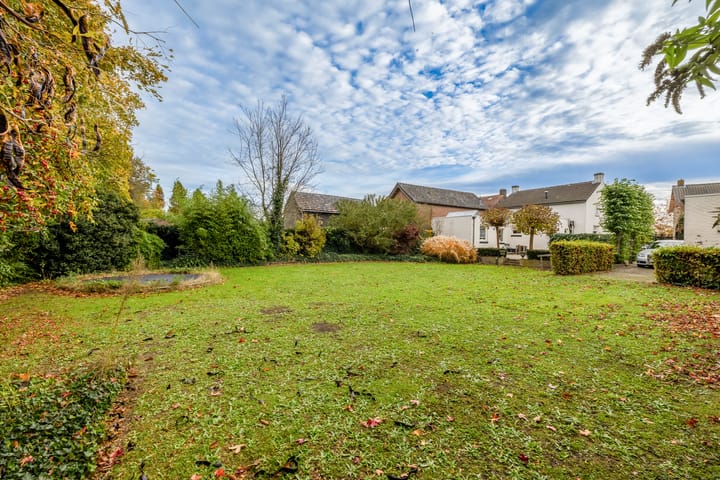 Photo 3 of Heistraat 36