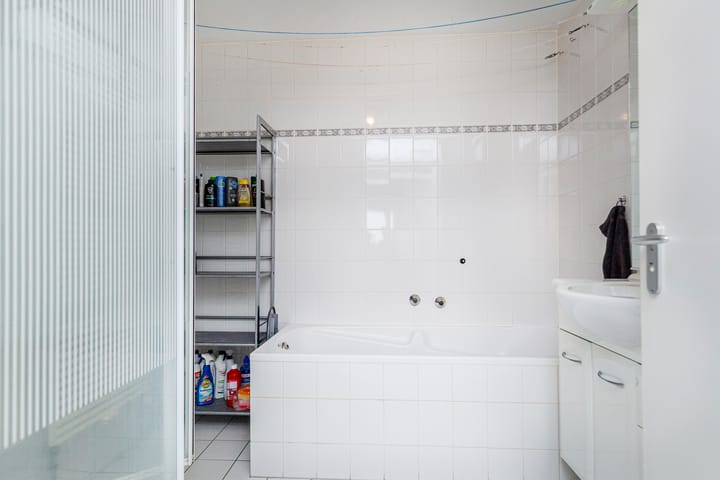 Photo 20 of Grevenbergstraat 45