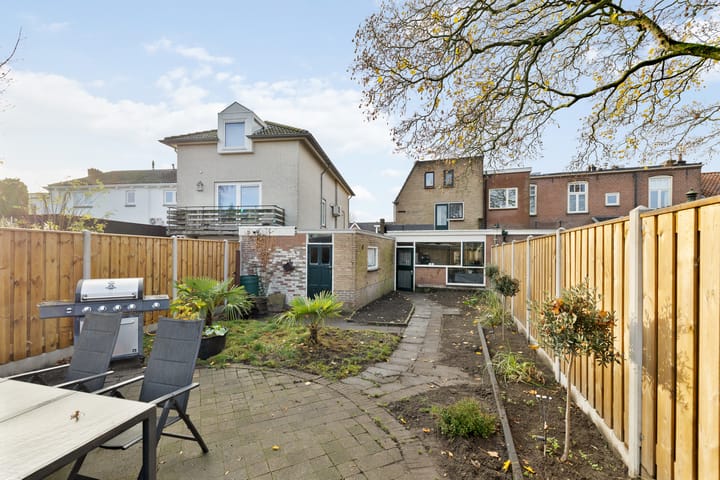 Photo 34 of Brugstraat 23