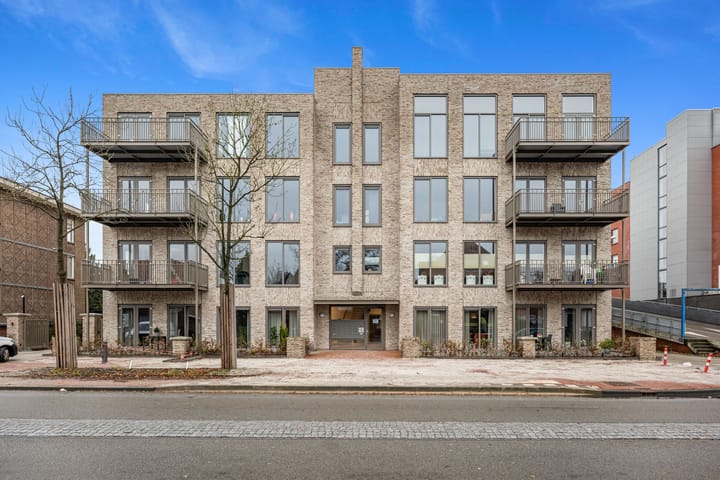 Photo 1 of van Beresteijnstraat 18-D