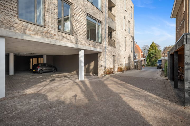 Photo 30 of van Beresteijnstraat 18-E