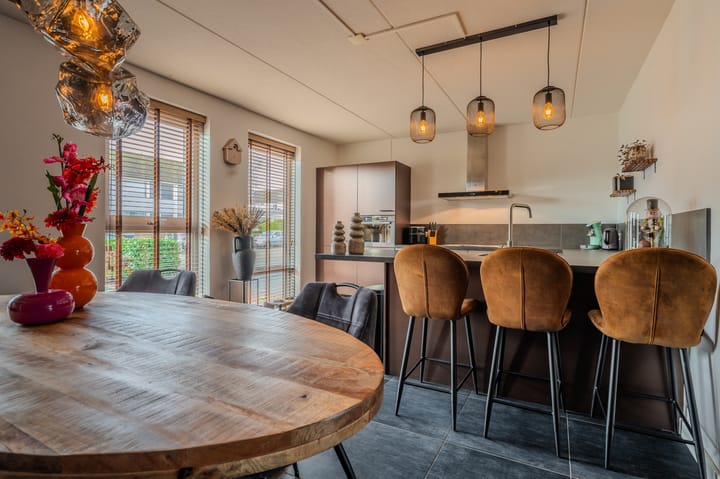 Photo 16 of Waalstraat 8