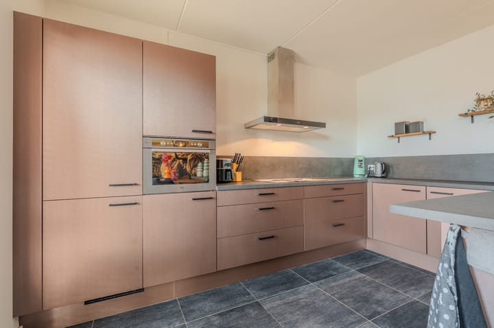 Photo 17 of Waalstraat 8