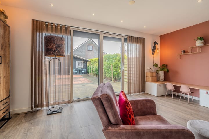 Photo 22 of Waalstraat 8