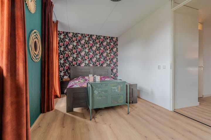 Photo 26 of Waalstraat 8