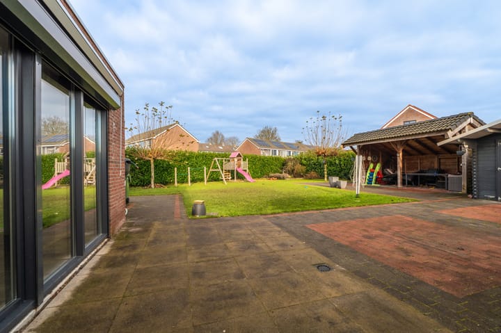 Photo 43 of Waalstraat 8