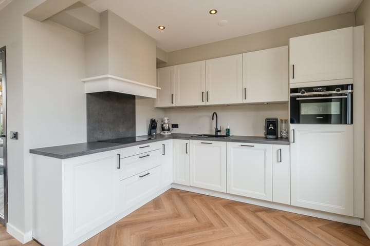 Photo 4 of Stuivenbergstraat 102