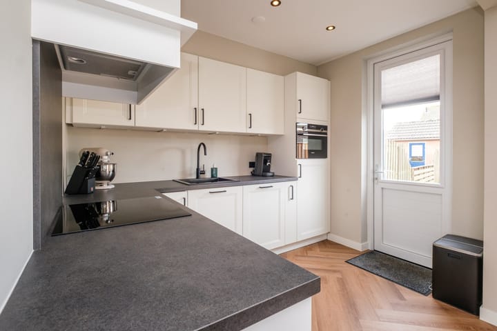 Photo 18 of Stuivenbergstraat 102