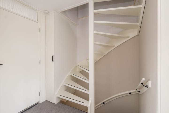 Photo 30 of Stuivenbergstraat 102