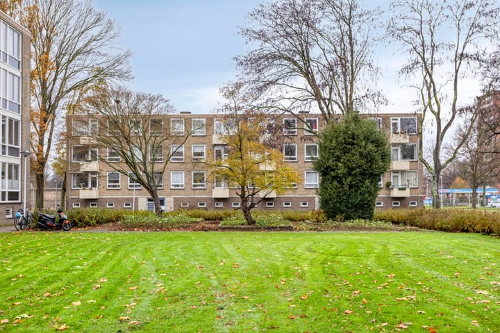 Photo 15 of Via Regia 153-C