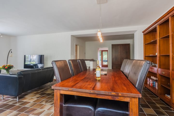 Photo 7 of Severeind 7