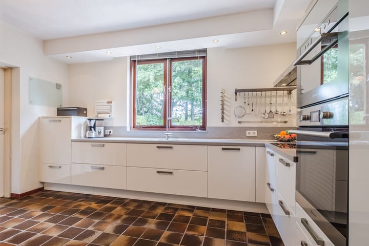 Photo 13 of Severeind 7