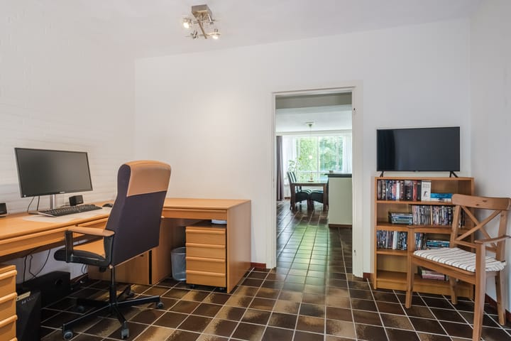 Photo 12 of Severeind 7