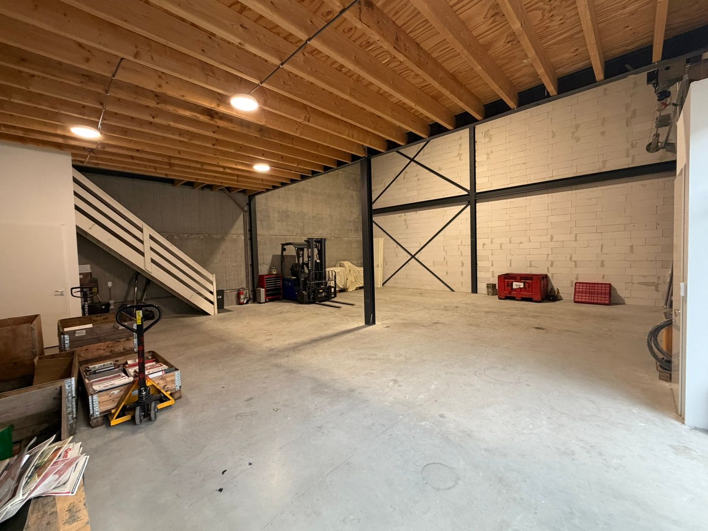 View photo 5 of Wolfswater 9-b