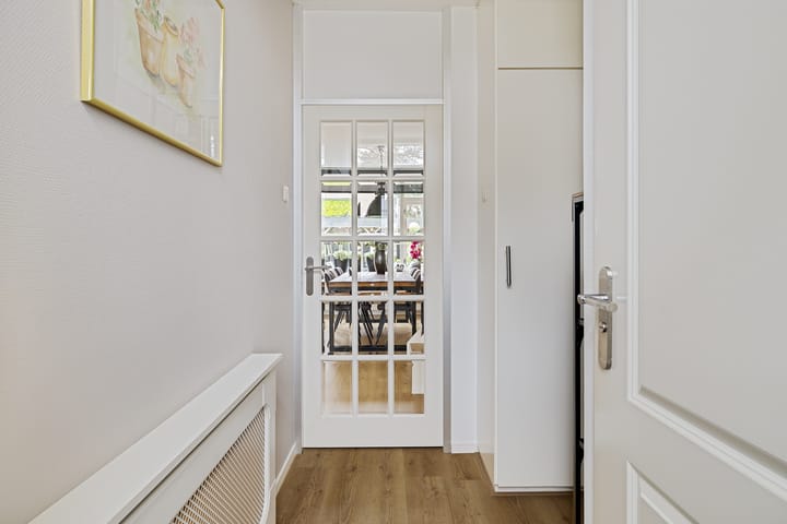 Photo 10 of Luytenaarpad 45