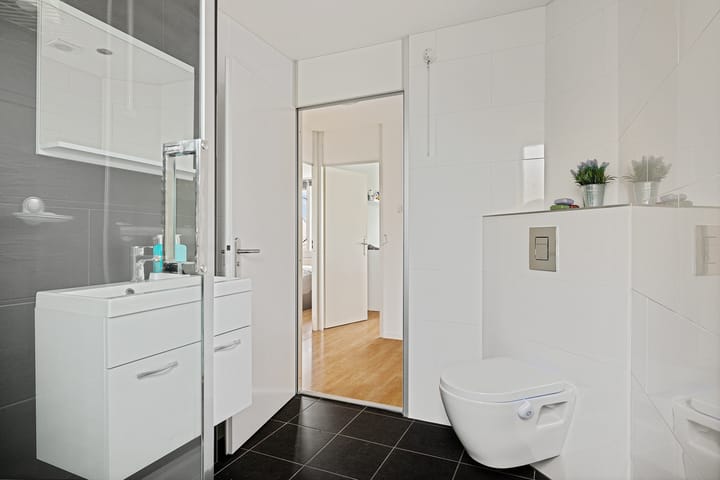 Photo 17 of Luytenaarpad 45