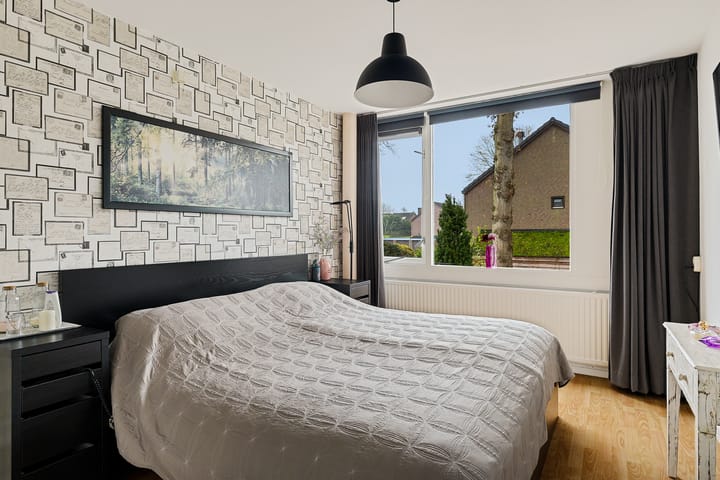 Photo 18 of Luytenaarpad 45