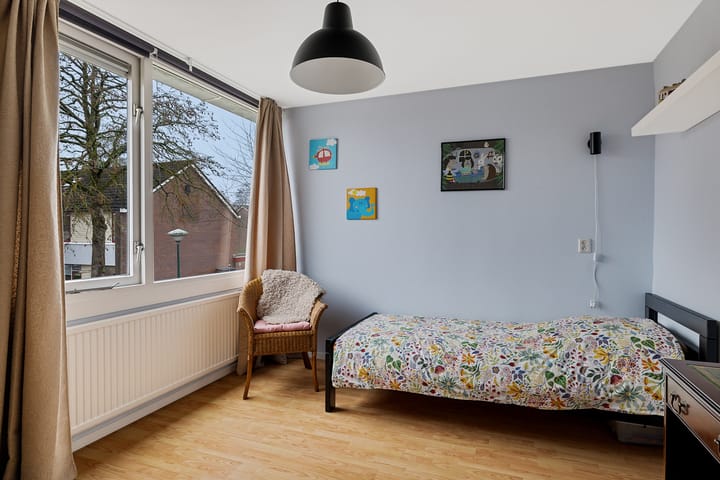 Photo 15 of Luytenaarpad 45