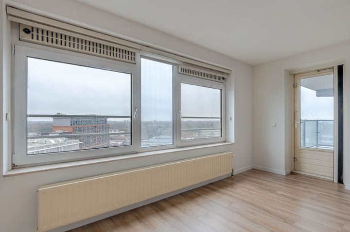 Foto 13 van Strevelsweg 936