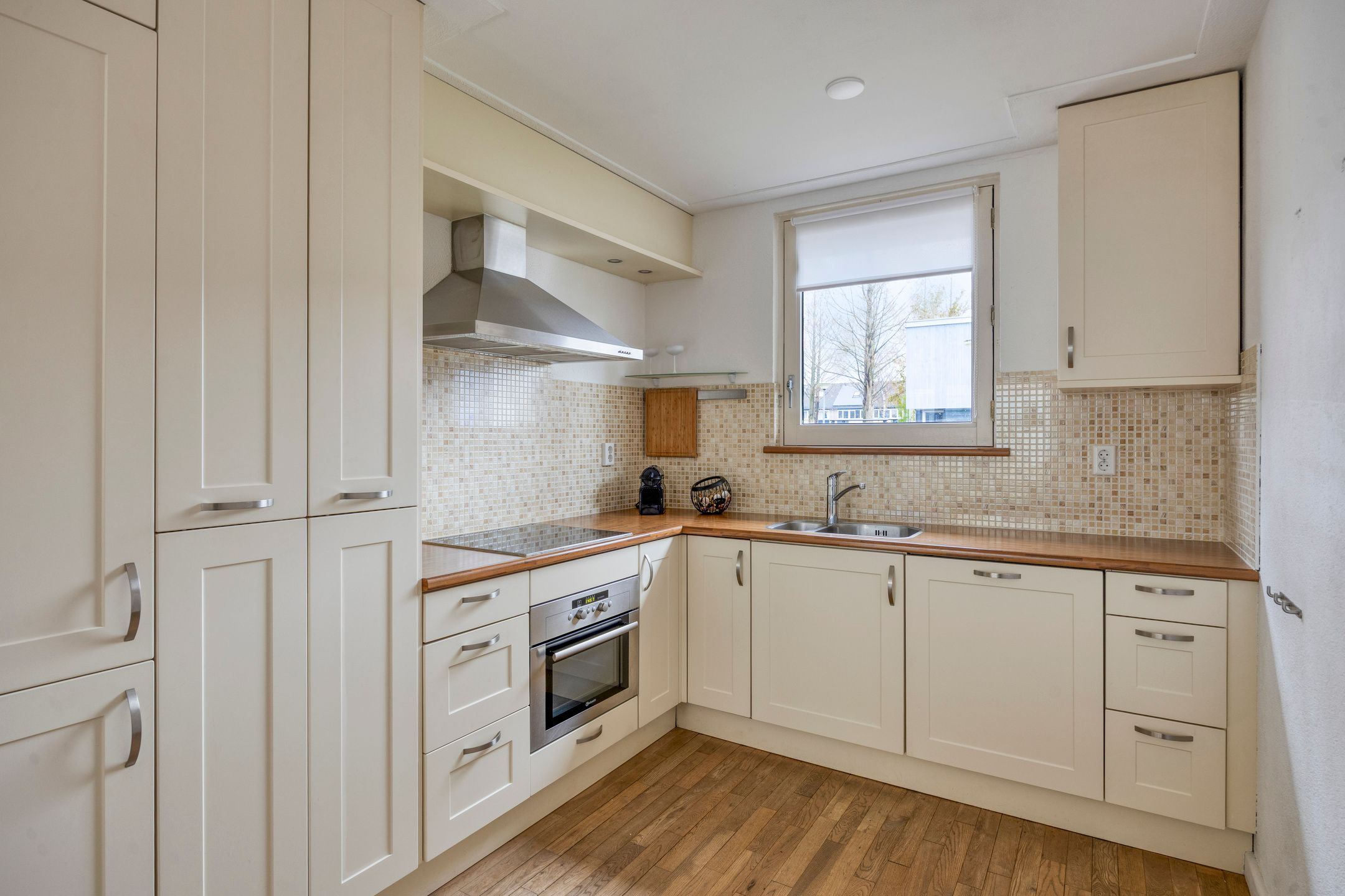 Photo 3 of Jan van Goyenstraat 88