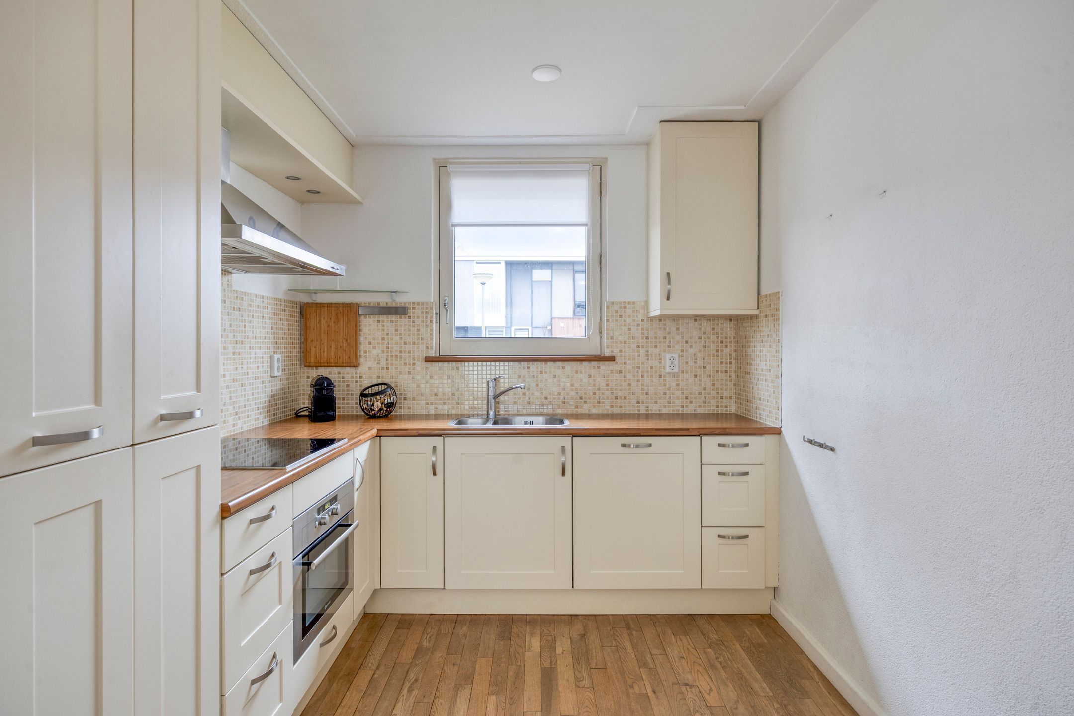 Photo 12 of Jan van Goyenstraat 88