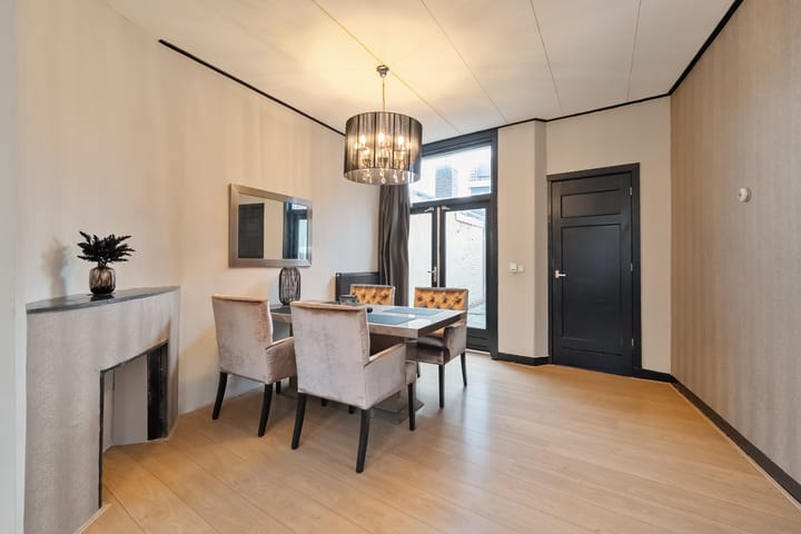 Foto 4 van Maarten Harpertszoon Trompstraat 36