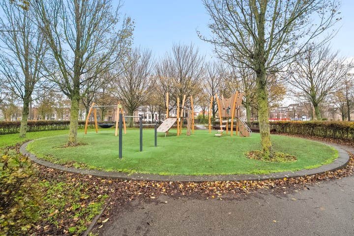 Foto 5 van Maarten Harpertszoon Trompstraat 36