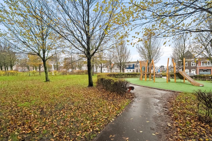 Foto 6 van Maarten Harpertszoon Trompstraat 36