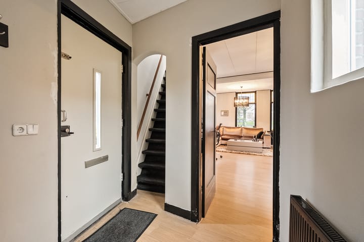 Foto 7 van Maarten Harpertszoon Trompstraat 36