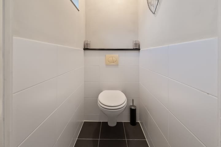 Foto 8 van Maarten Harpertszoon Trompstraat 36