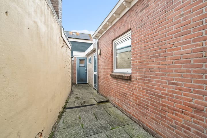 Foto 23 van Maarten Harpertszoon Trompstraat 36