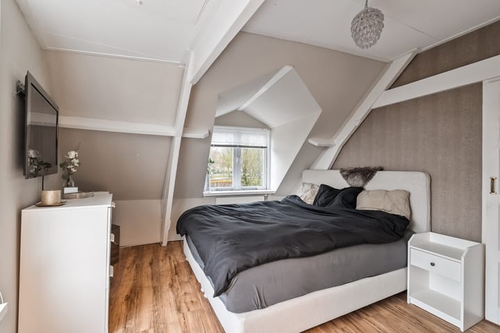 Foto 25 van Maarten Harpertszoon Trompstraat 36