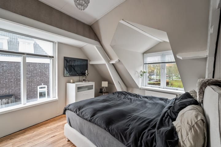 Foto 27 van Maarten Harpertszoon Trompstraat 36