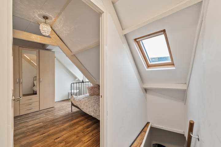 Foto 30 van Maarten Harpertszoon Trompstraat 36