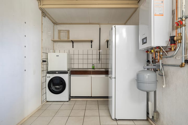 Foto 19 van Harlingerstraatweg 13-B