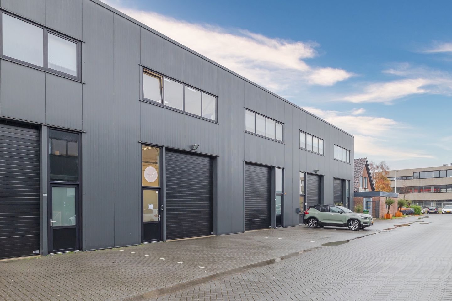 View photo 1 of Cilinderweg 43-U19