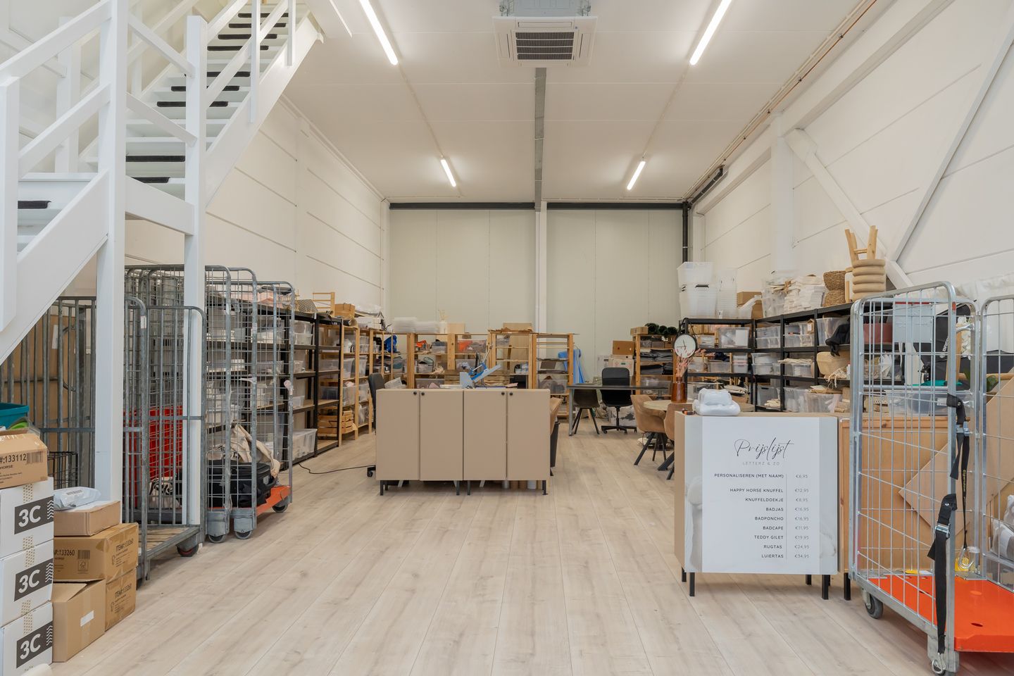 View photo 2 of Cilinderweg 43-U19