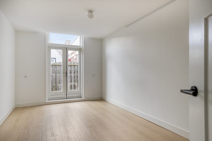 Photo 13 of Luttik Oudorp 49-B