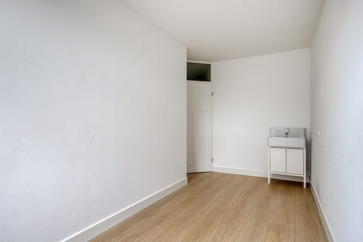 Photo 20 of Luttik Oudorp 49-B