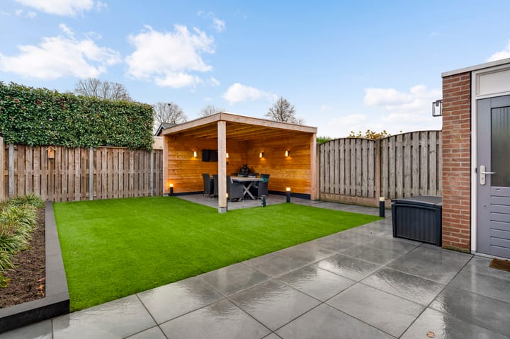 Foto 2 van Nuienplein 22