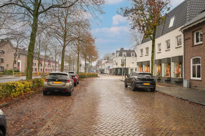 Foto 34 van Plein 1944 2