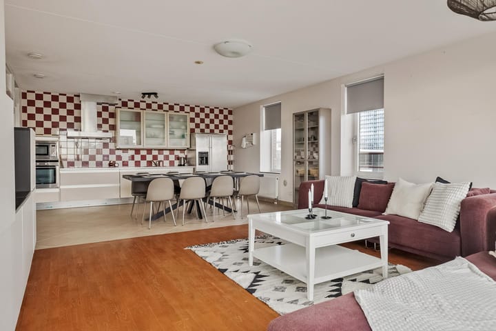 Foto 7 van Wierdsmaplein 36