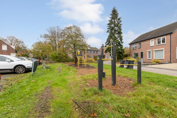 Photo 36 of Peeberg 67