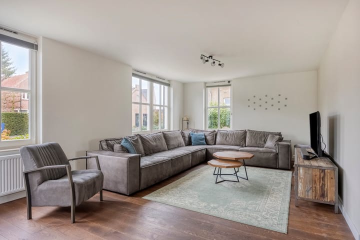 Photo 3 of Heuvelwijkstraat 6