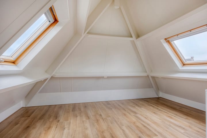 Photo 30 of Heuvelwijkstraat 6